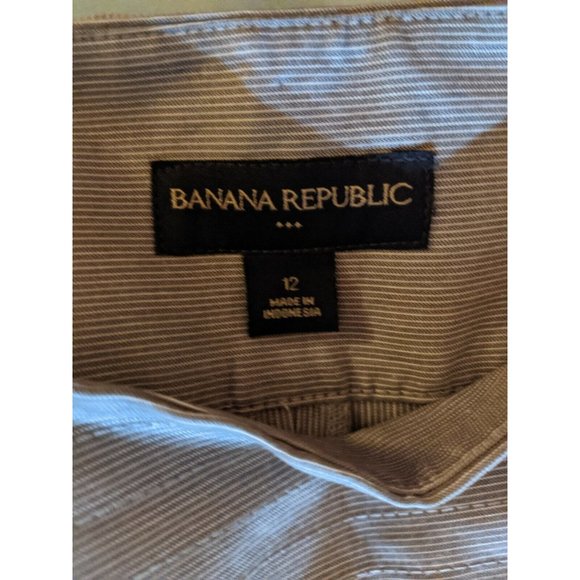 Banana Republic Gray Pinstriped Skirt Size 12 Pencil Zipper Slit Stretch Womens - Picture 3 of 5